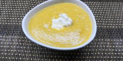 Σούπα βελουτέ με κουνουπίδι και γλυκοπατάτα