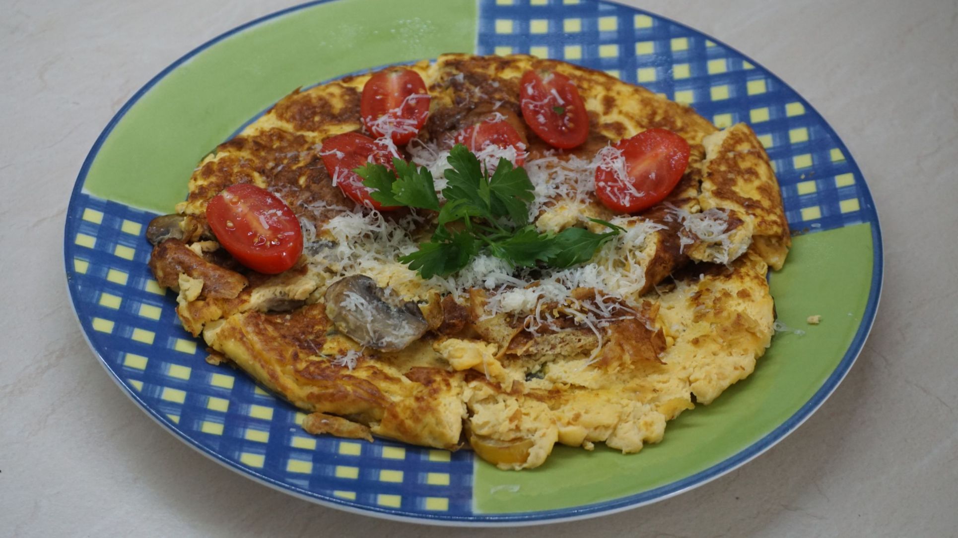 Ομελέτα με πιπεριές και μανιτάρια