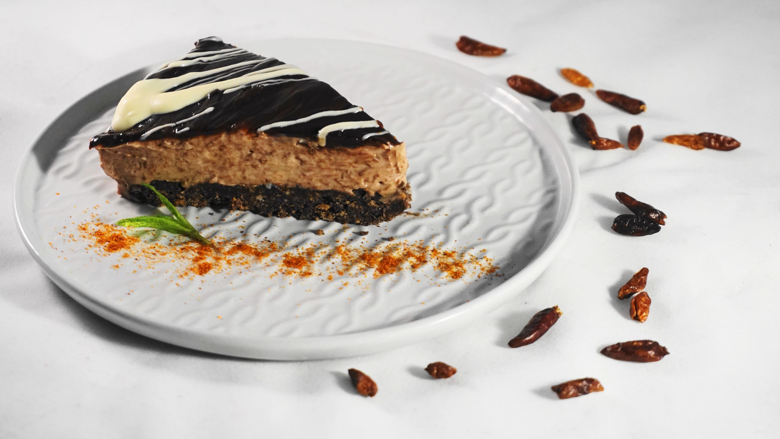 Τσιζκέικ με 3 σοκολάτες, σοκολατένιο cheesecake ψυγείου