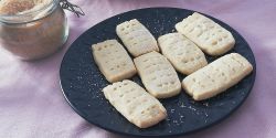 Shortbread cookies - βουτυράτα μπισκότα με 3 υλικά