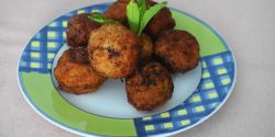 Κεφτεδάκια παραδοσιακά