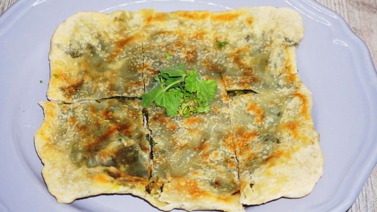 Χορτόπιτα νηστίσιμη ψημένη στο τηγάνι - Σαϊτια