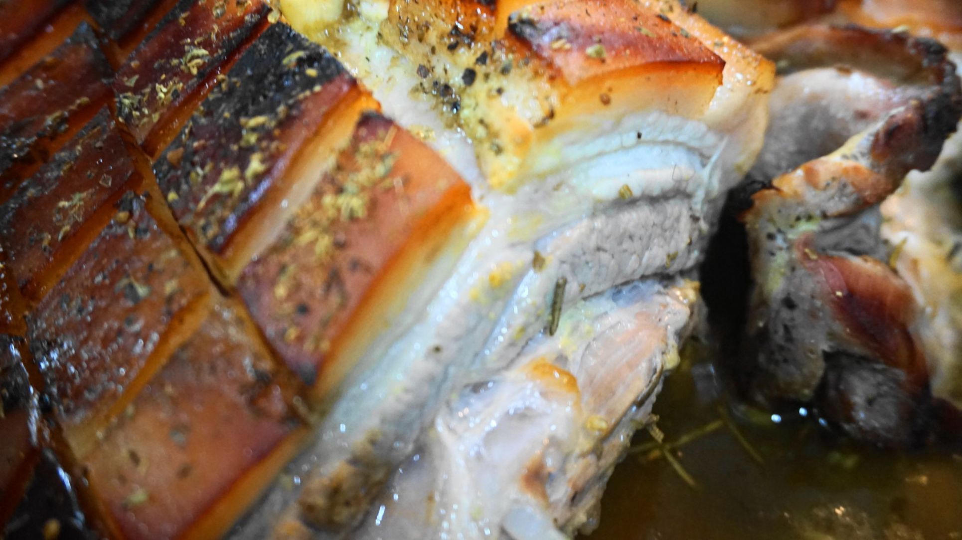 Χοιρινό κρέας στη γάστρα