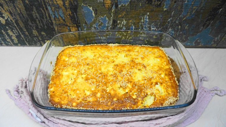 Εύκολη αφράτη τυρόπιτα χωρίς φύλλο