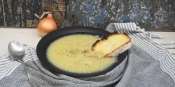 Κρεμμυδόσουπα με τραχανά