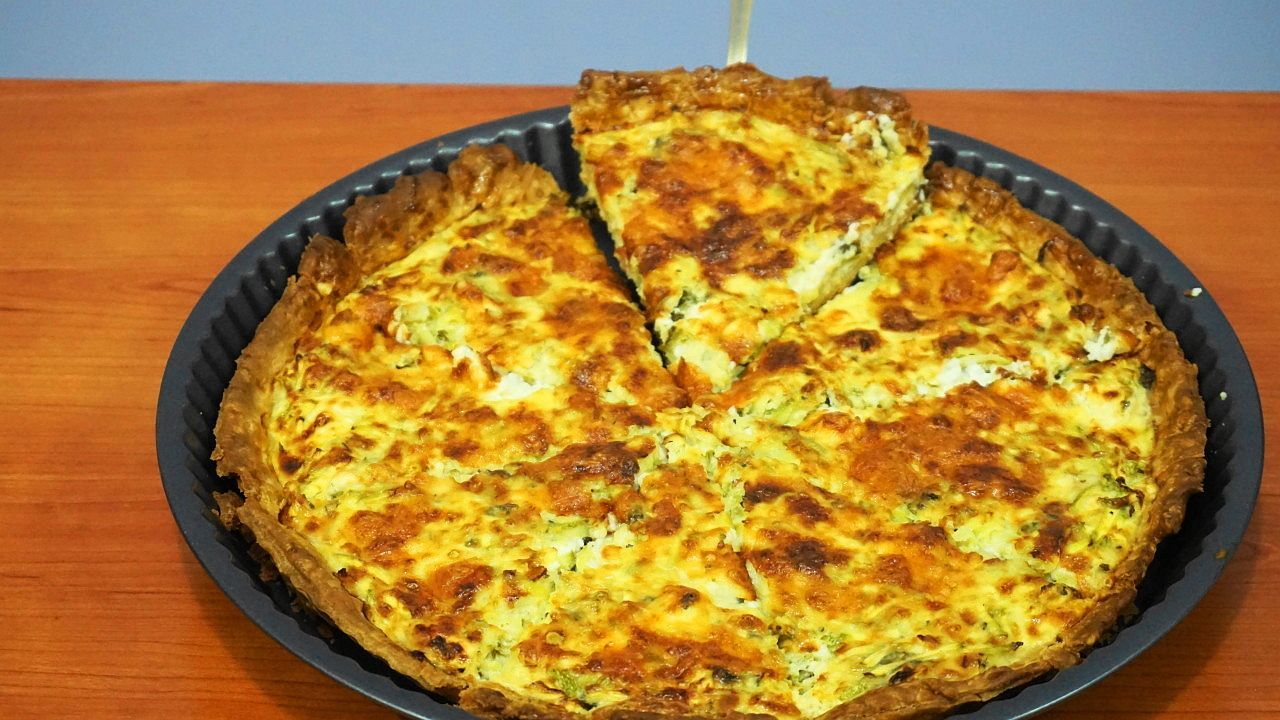 Αλμυρή τάρτα με γέμιση κολοκύθι και τυριά